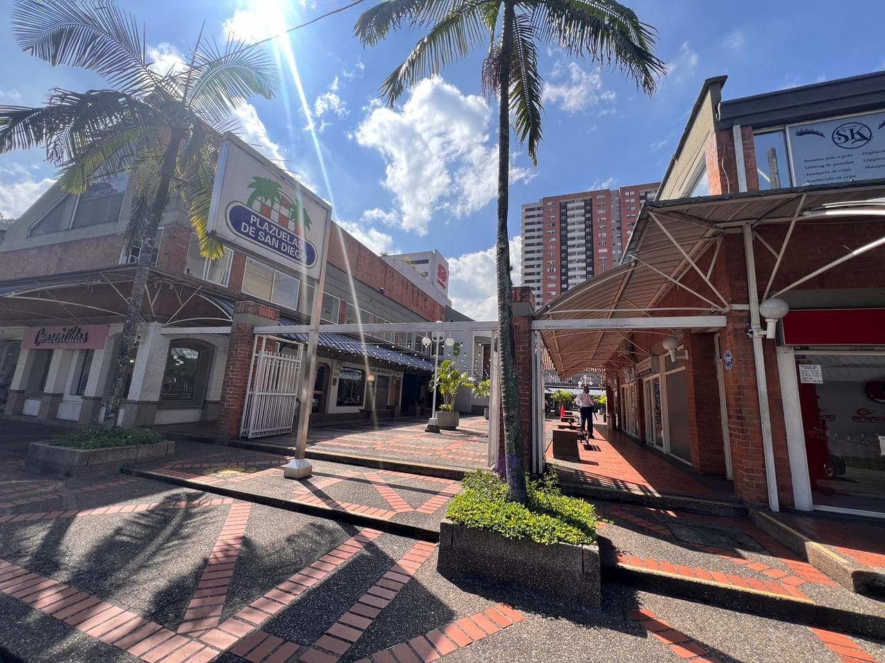 Local en arriendo en San Diego, El Poblado, Medellín — foto 1 de 14