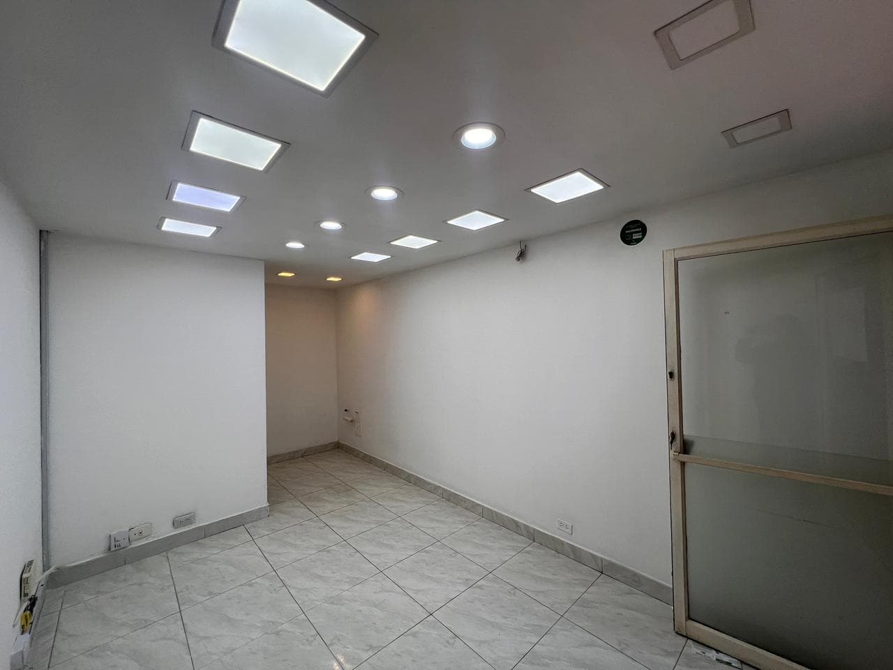 Local en arriendo en San Diego, El Poblado, Medellín — foto 2 de 14