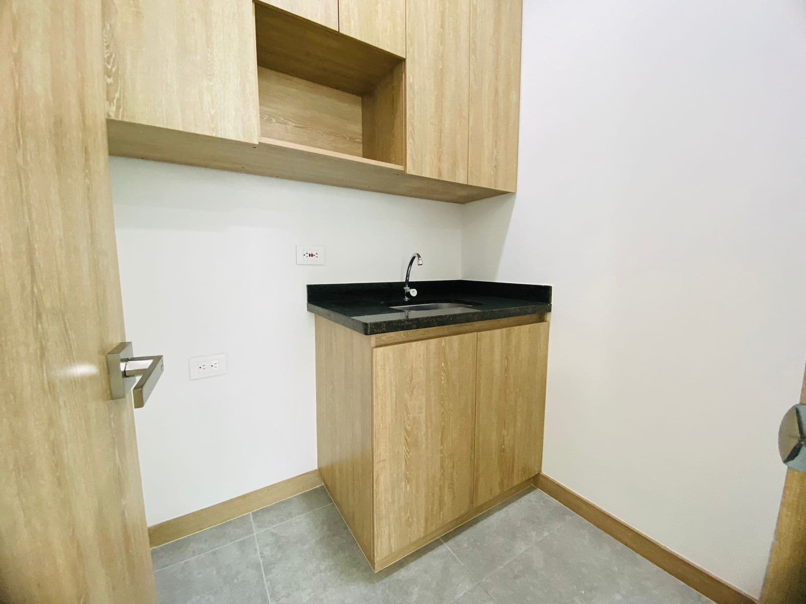 Oficina en arriendo en Las Palmas, Centro, Medellín — foto 3 de 12
