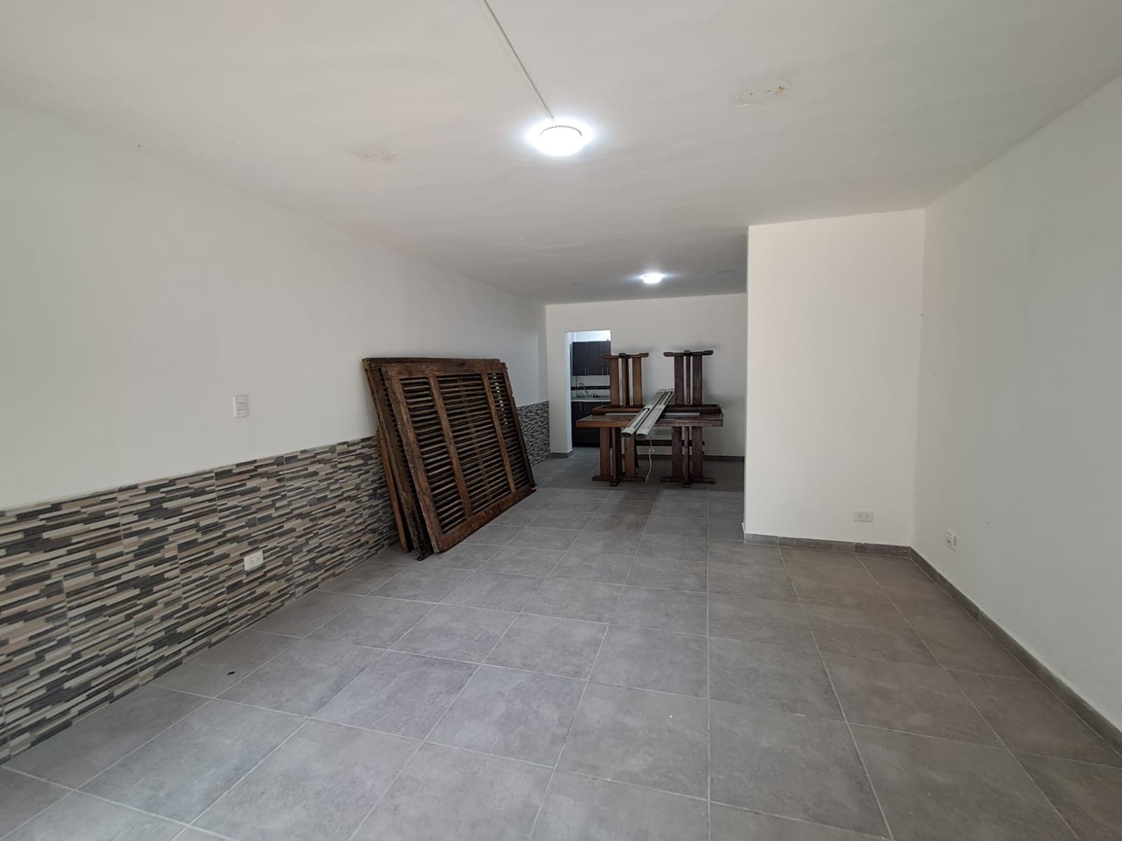 Local en arriendo en Conquistadores, Laureles, Medellín — foto 4 de 12