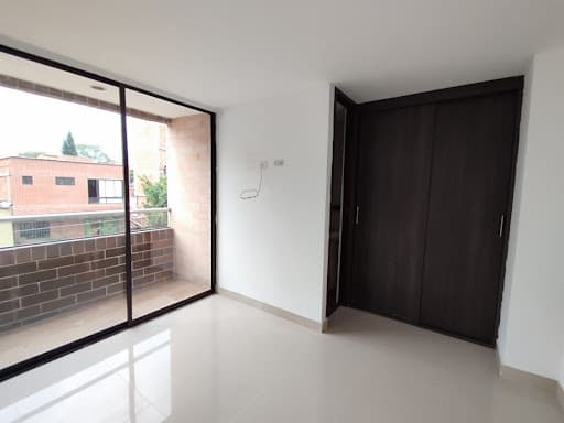 Apartamento en arriendo en Lorena, Laureles, Medellín — foto 3 de 12