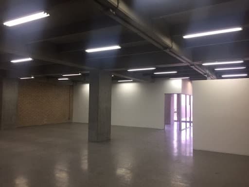 Local en arriendo en Guayabal, Medellín — foto 1 de 9