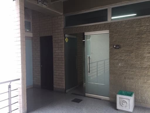 Local en arriendo en Guayabal, Medellín — foto 2 de 9