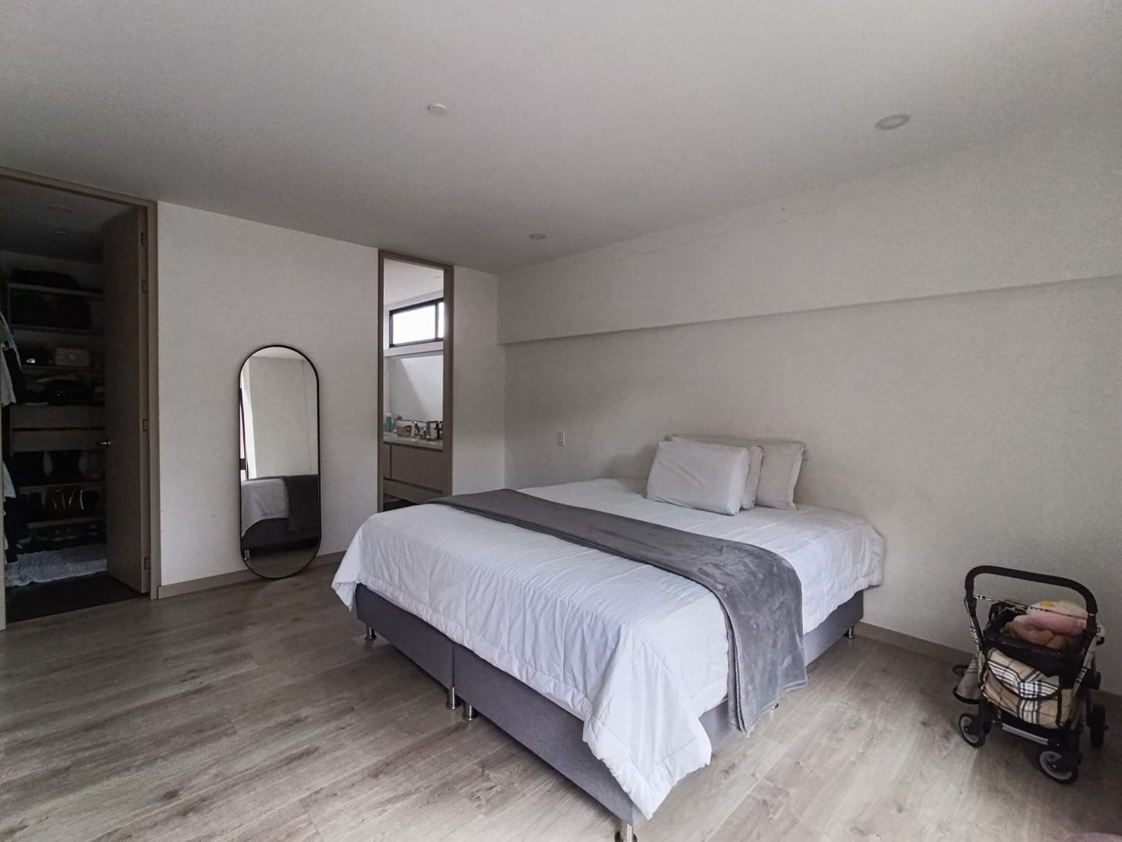 Apartamento en arriendo en Altos Del Cola Del Zorro, El Poblado, Medellín — foto 2 de 20