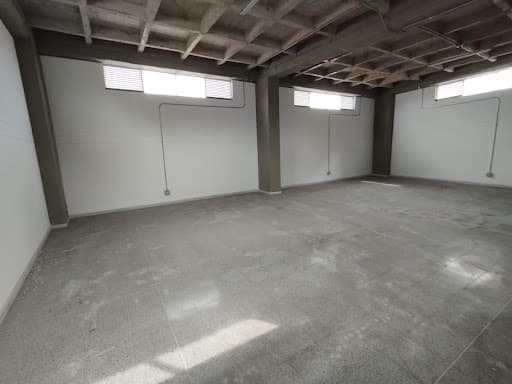 Bodega en arriendo en San Bernardo, Belen, Medellín — foto 2 de 8
