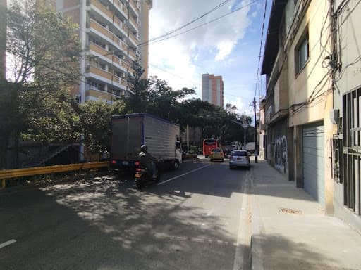 Apartamento en arriendo en Boston, Centro, Medellín — foto 1 de 15
