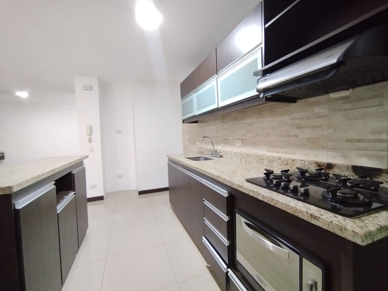 Apartamento en arriendo en Provenza, El Poblado, Medellín — foto 3 de 18