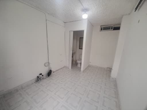 Local en arriendo en Aliadas, Belen, Medellín — foto 1 de 6