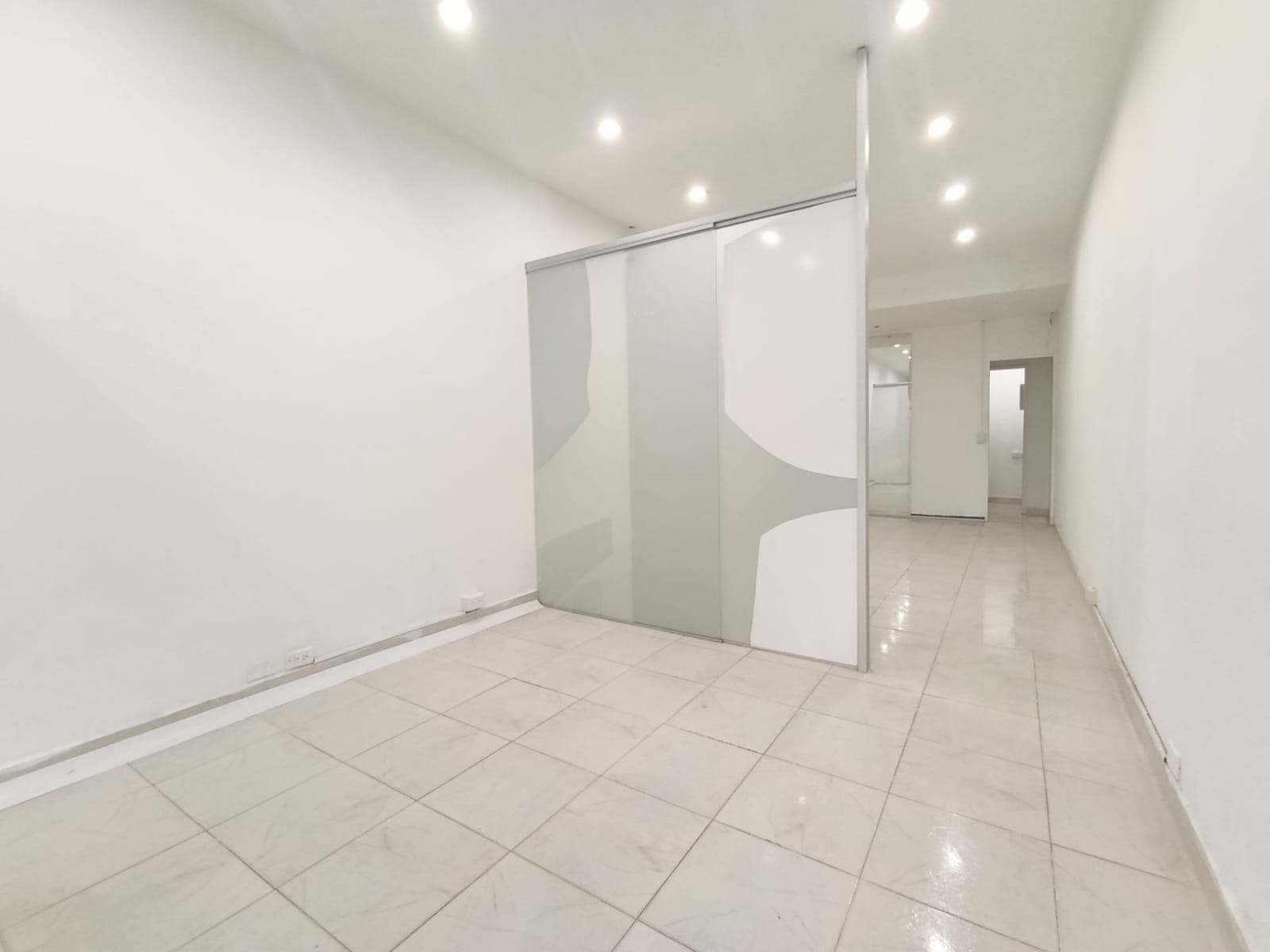 Local en arriendo en San Diego, El Poblado, Medellín — foto 1 de 12