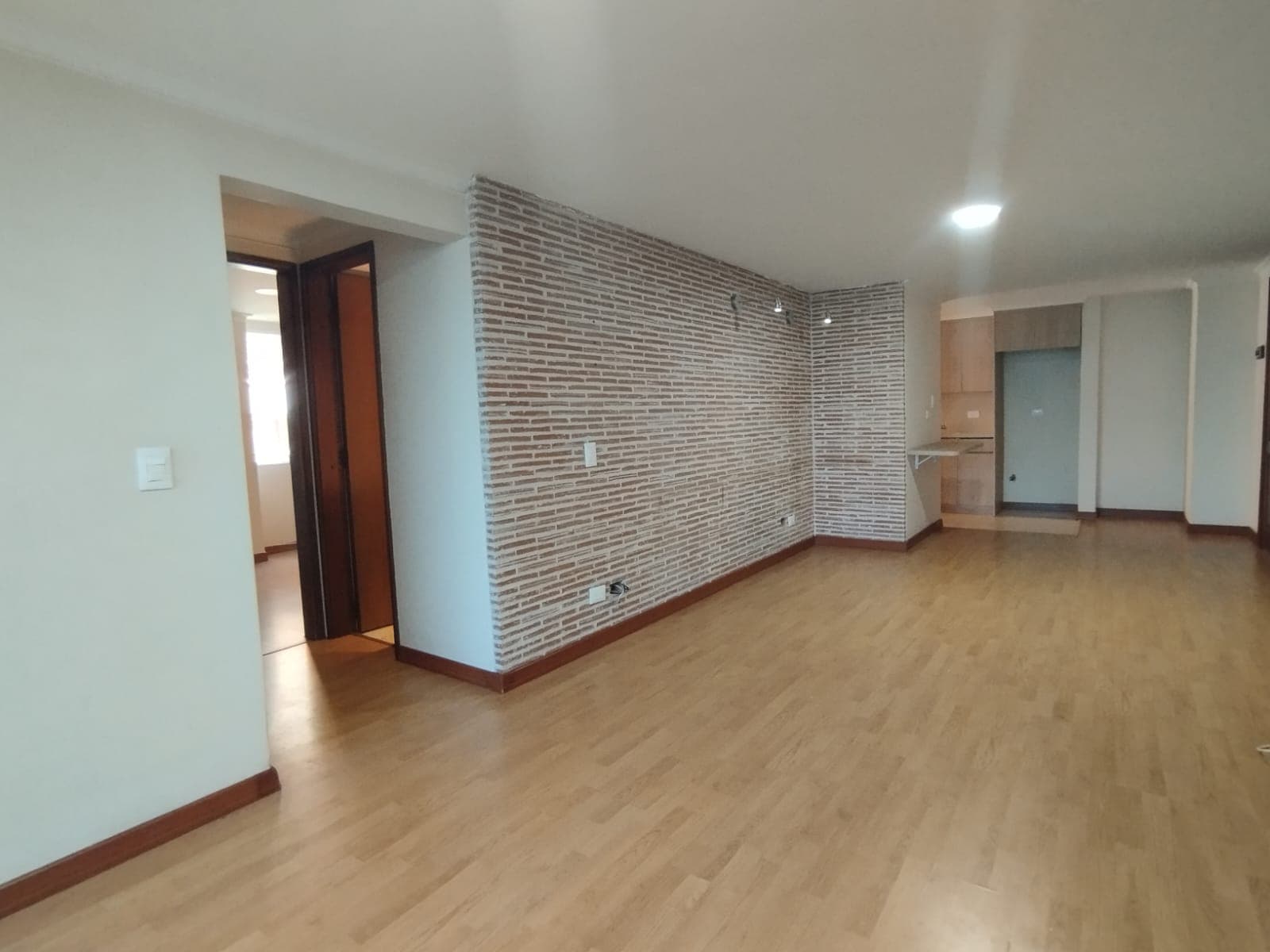 Apartamento en arriendo en Santa María de los Ángeles, El Poblado, Medellín — foto 2 de 16