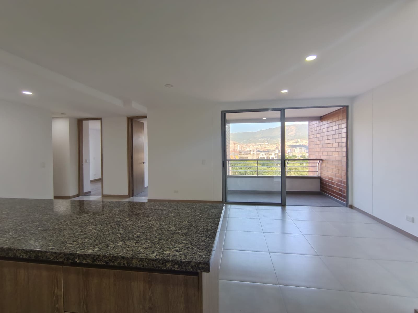 Apartamento en arriendo en Estadio, Laureles, Medellín — foto 2 de 20
