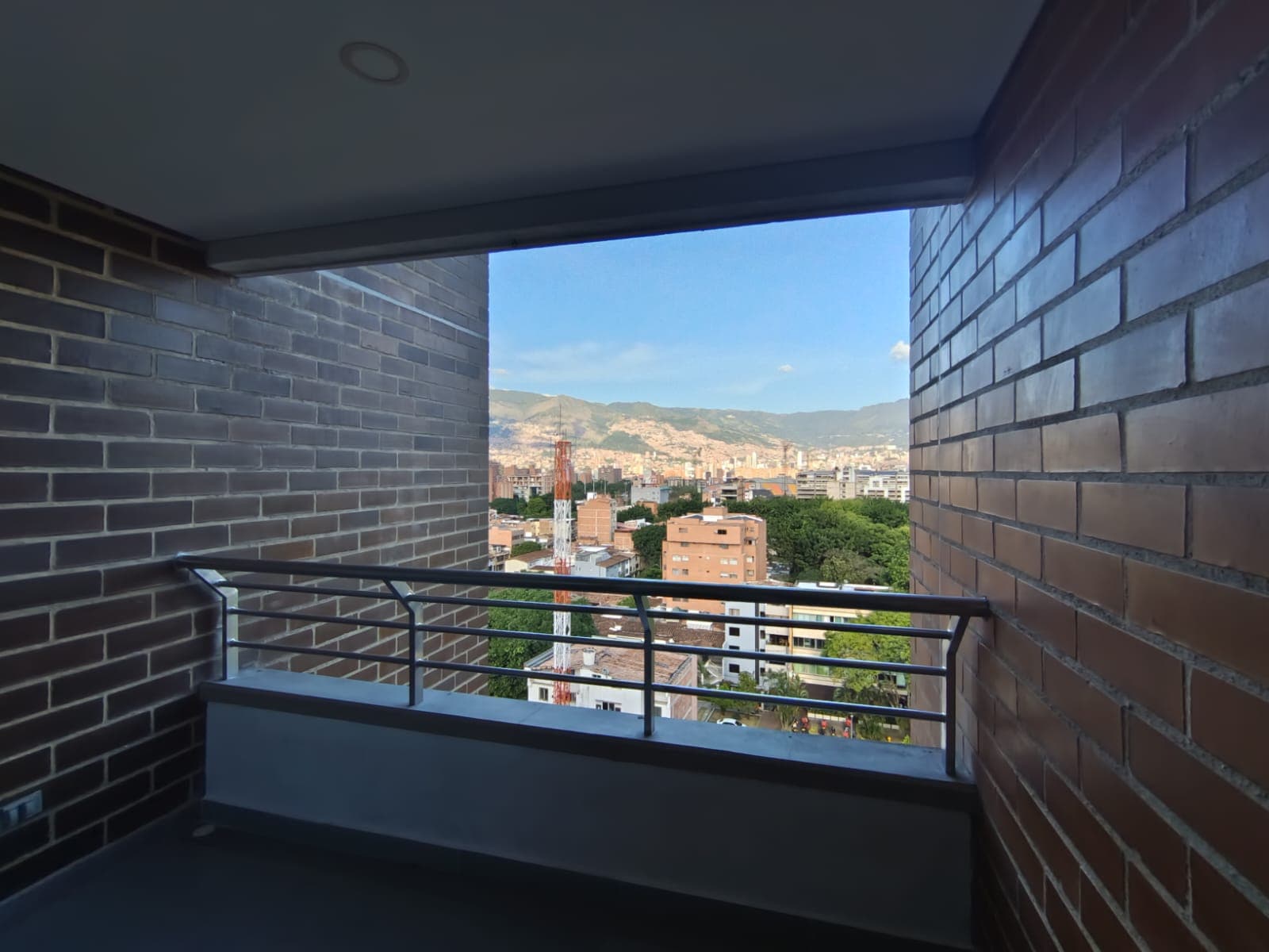 Apartamento en arriendo en Estadio, Laureles, Medellín — foto 3 de 20