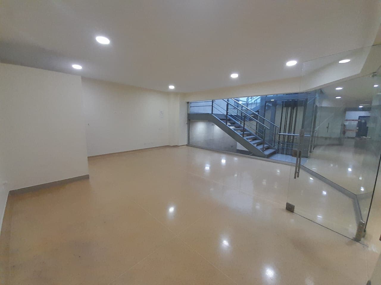 Local en arriendo en Girardota — foto 3 de 7