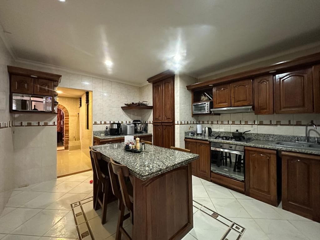 Casa Vivienda en arriendo en Altos Del Cola Del Zorro, El Poblado, Medellín — foto 4 de 20