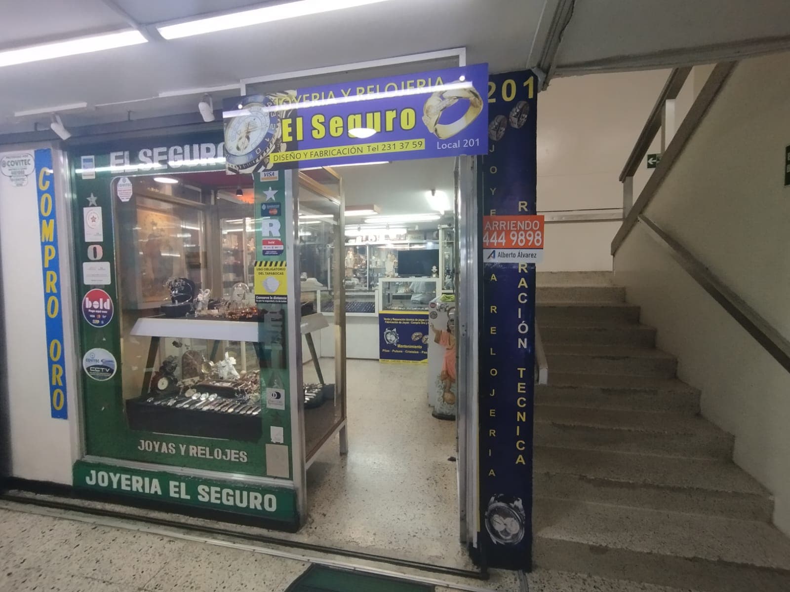 Local en arriendo en La Candelaria, Centro, Medellín — foto 5 de 10
