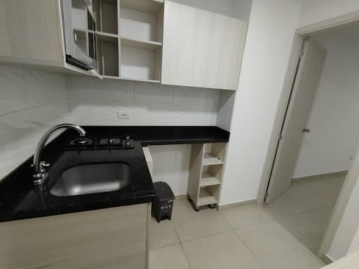 Apartaestudio en arriendo en El Nogal Los Almendros, Belen, Medellín — foto 1 de 8