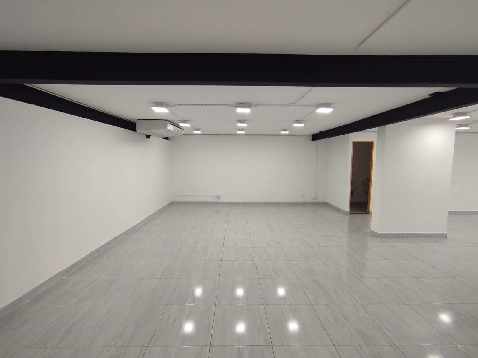 Local en arriendo en Laureles Medellín — foto 2 de 20