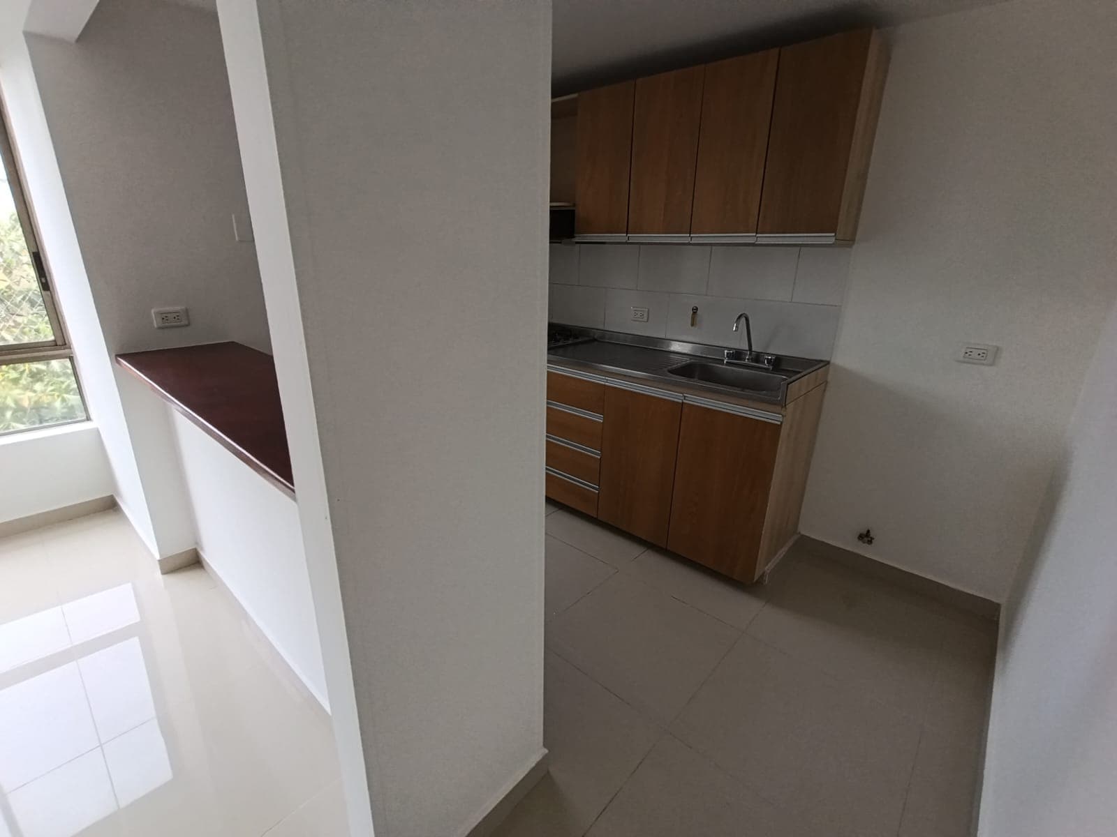 Apartamento en arriendo en Laureles, Medellín — foto 3 de 15