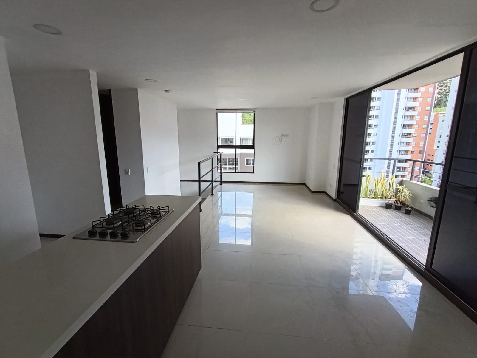 Apartamento en arriendo en Vereda Las Lomitas, Sabaneta — foto 1 de 15