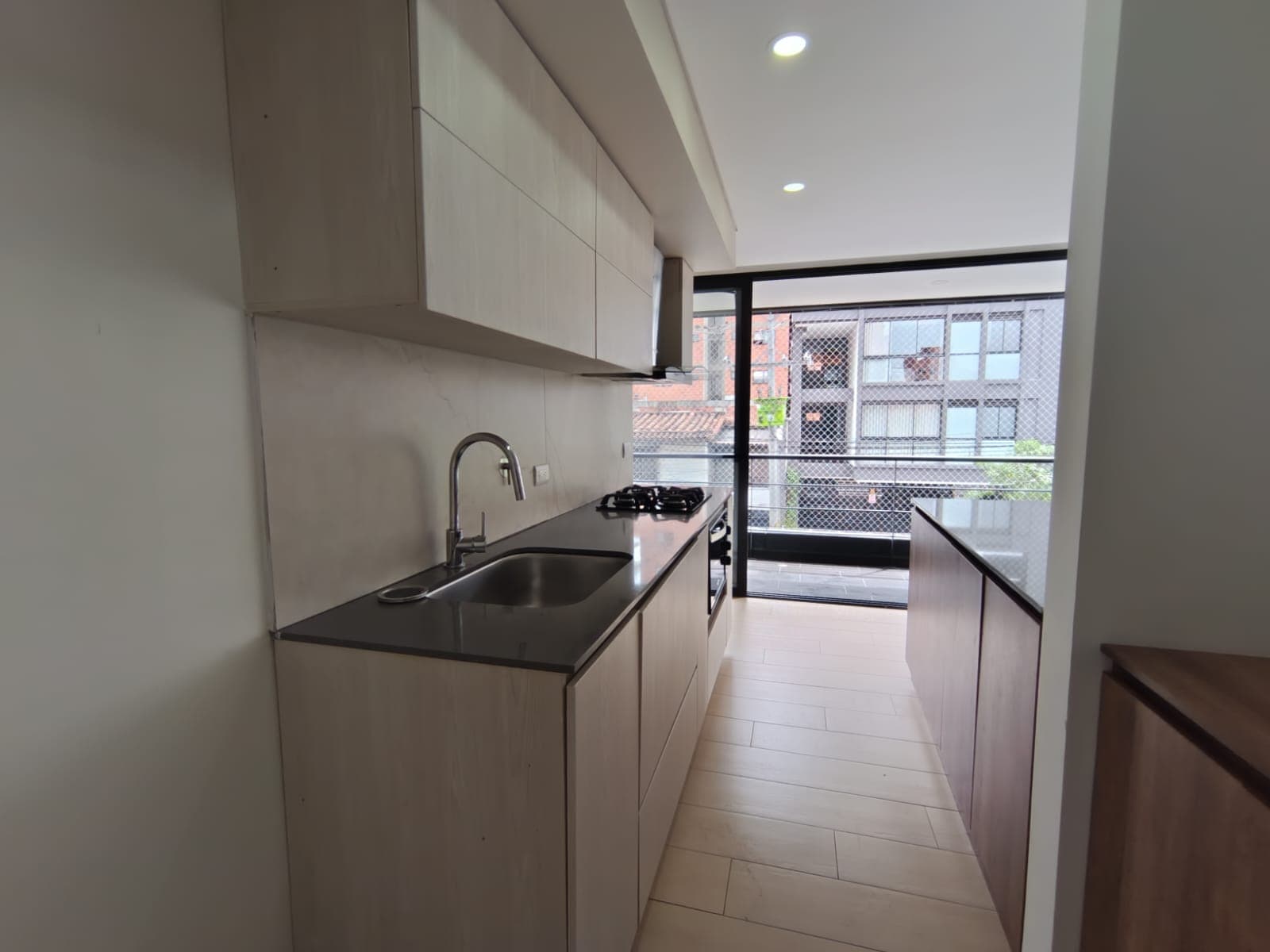 Apartamento en arriendo en Conquistadores, Laureles, Medellín — foto 4 de 20