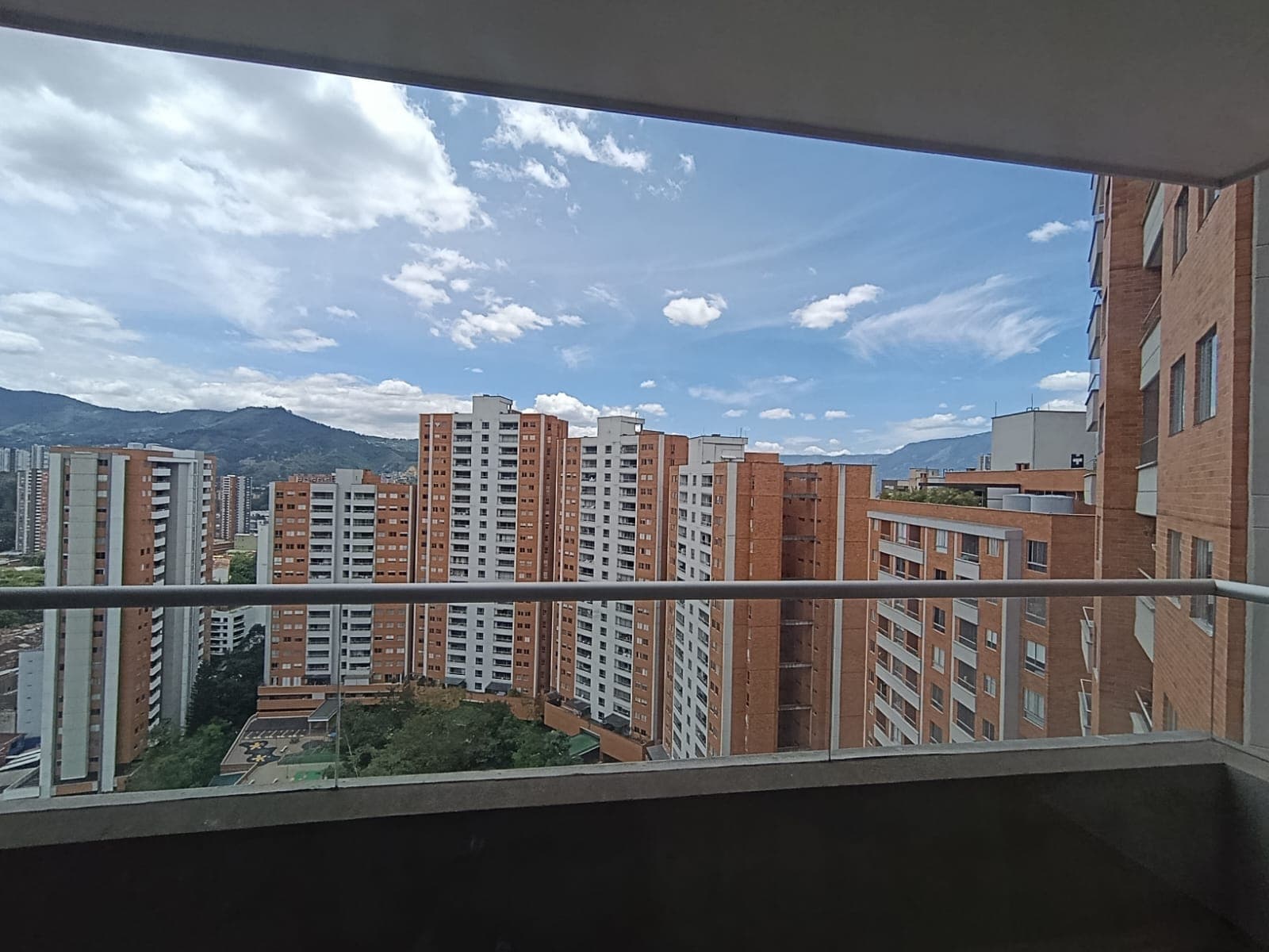 Apartamento en arriendo en Vereda Cañaveralejo, Sabaneta — foto 1 de 9