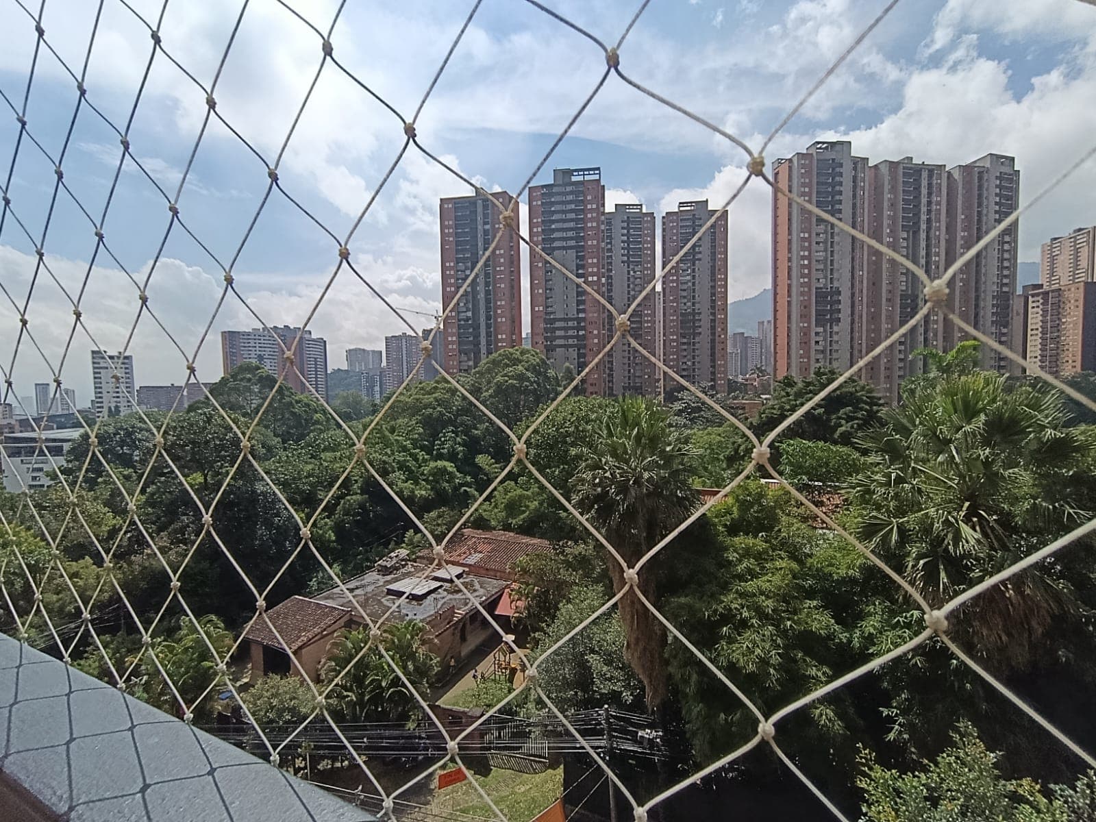 Apartamento en arriendo en San Remo, Sabaneta — foto 1 de 12