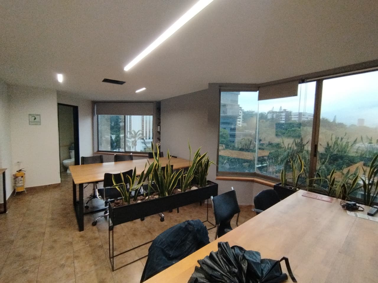 Oficina en arriendo en Parque, El Poblado, Medellín — foto 2 de 11