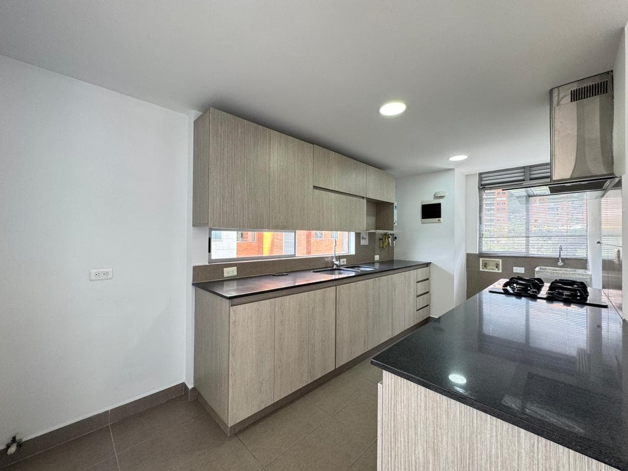 Apartamento en arriendo en Loma Del Chocho, Envigado — foto 5 de 20