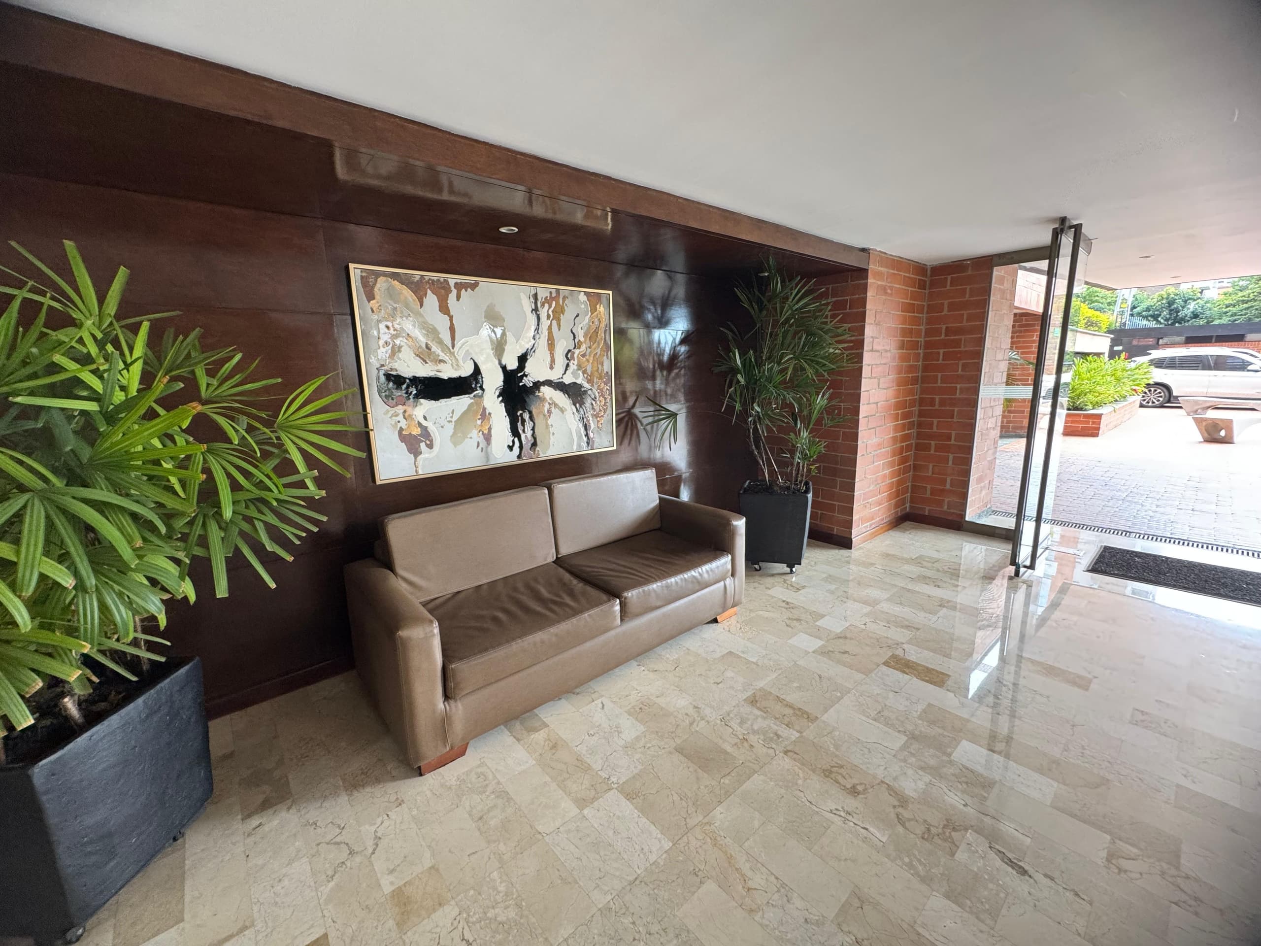 Apartamento en arriendo en Loma De Los Parra, El Poblado, Medellín — foto 3 de 20