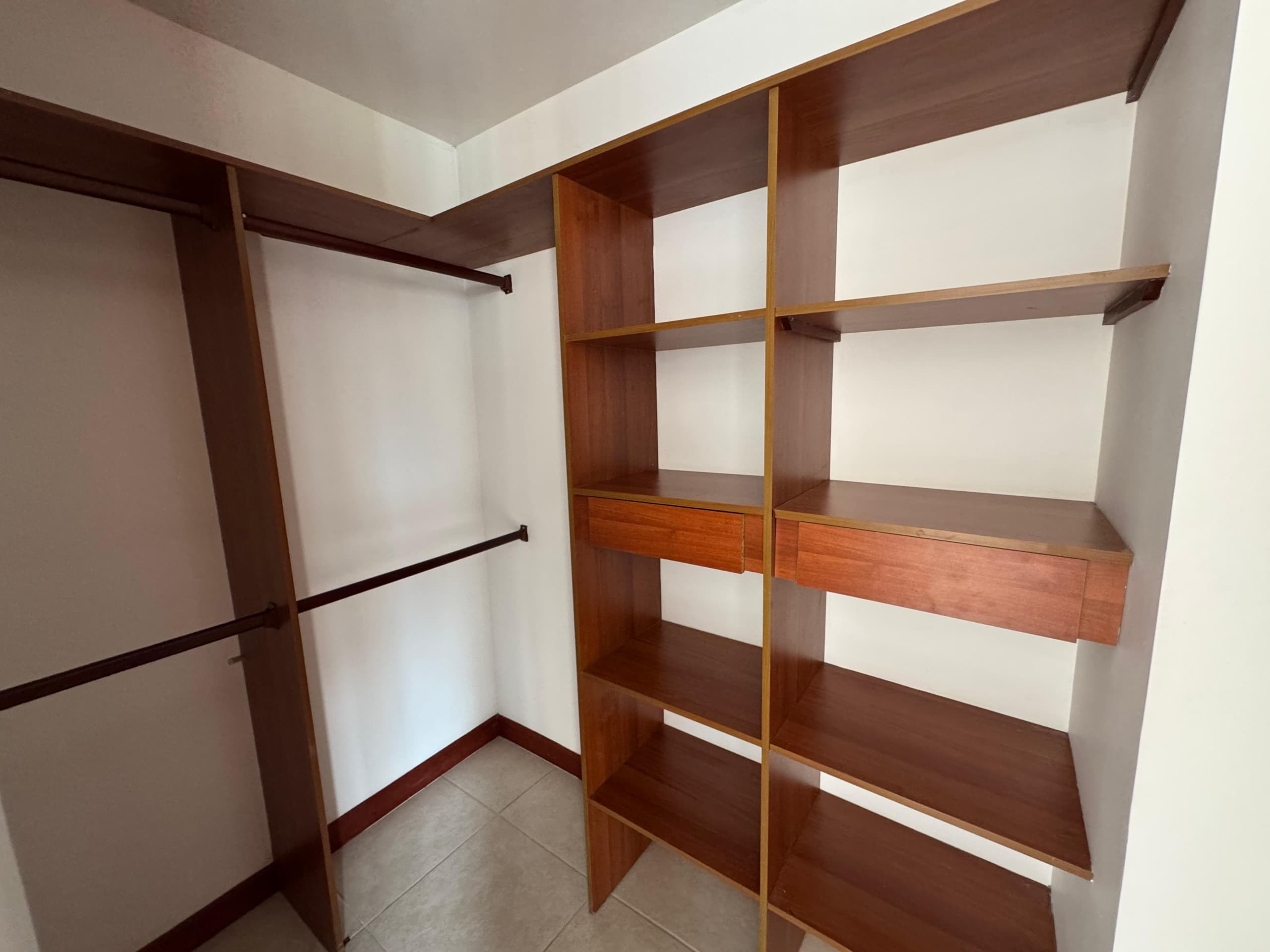 Apartamento en arriendo en Loma De Los Parra, El Poblado, Medellín — foto 5 de 20