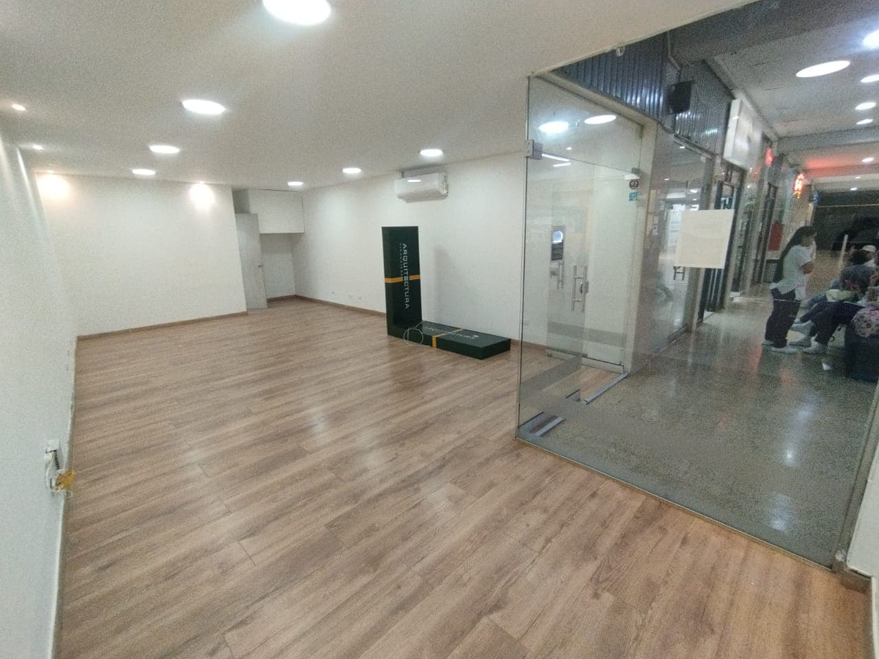 Local en arriendo en Centro, Bello — foto 1 de 13