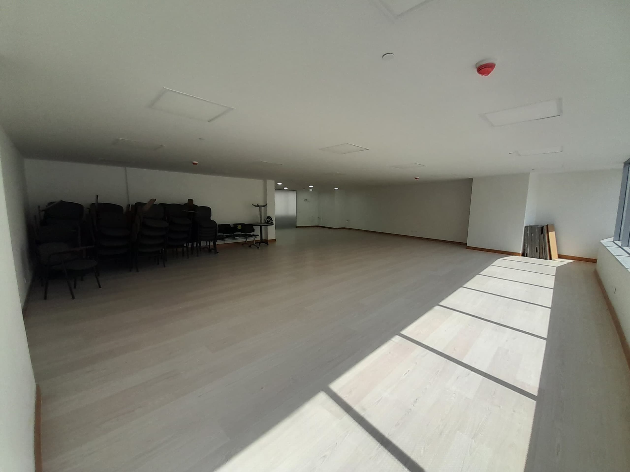 Oficina en arriendo en Las Palmas, Centro, Medellín — foto 1 de 6