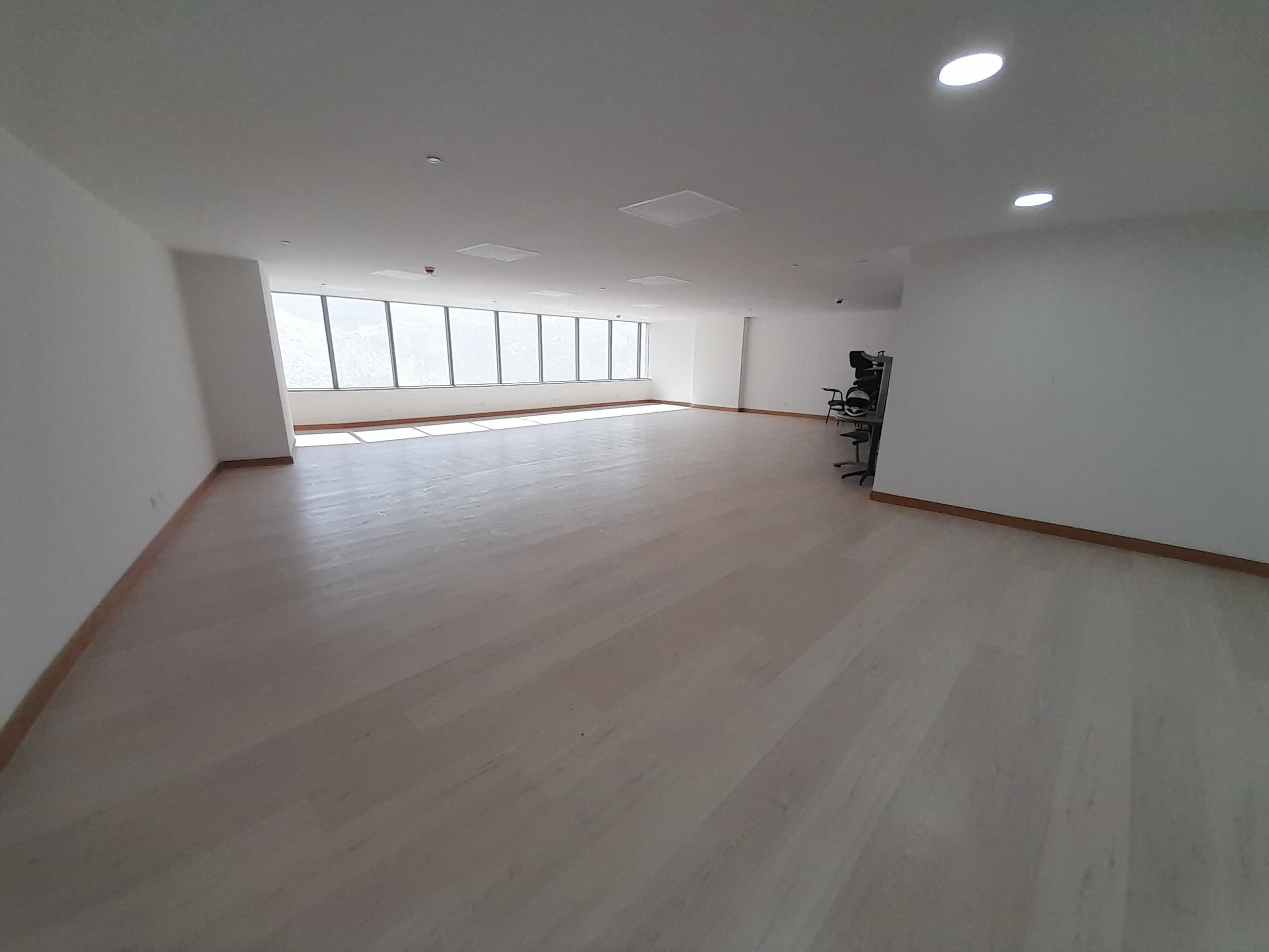 Oficina en arriendo en Las Palmas, Centro, Medellín — foto 2 de 6