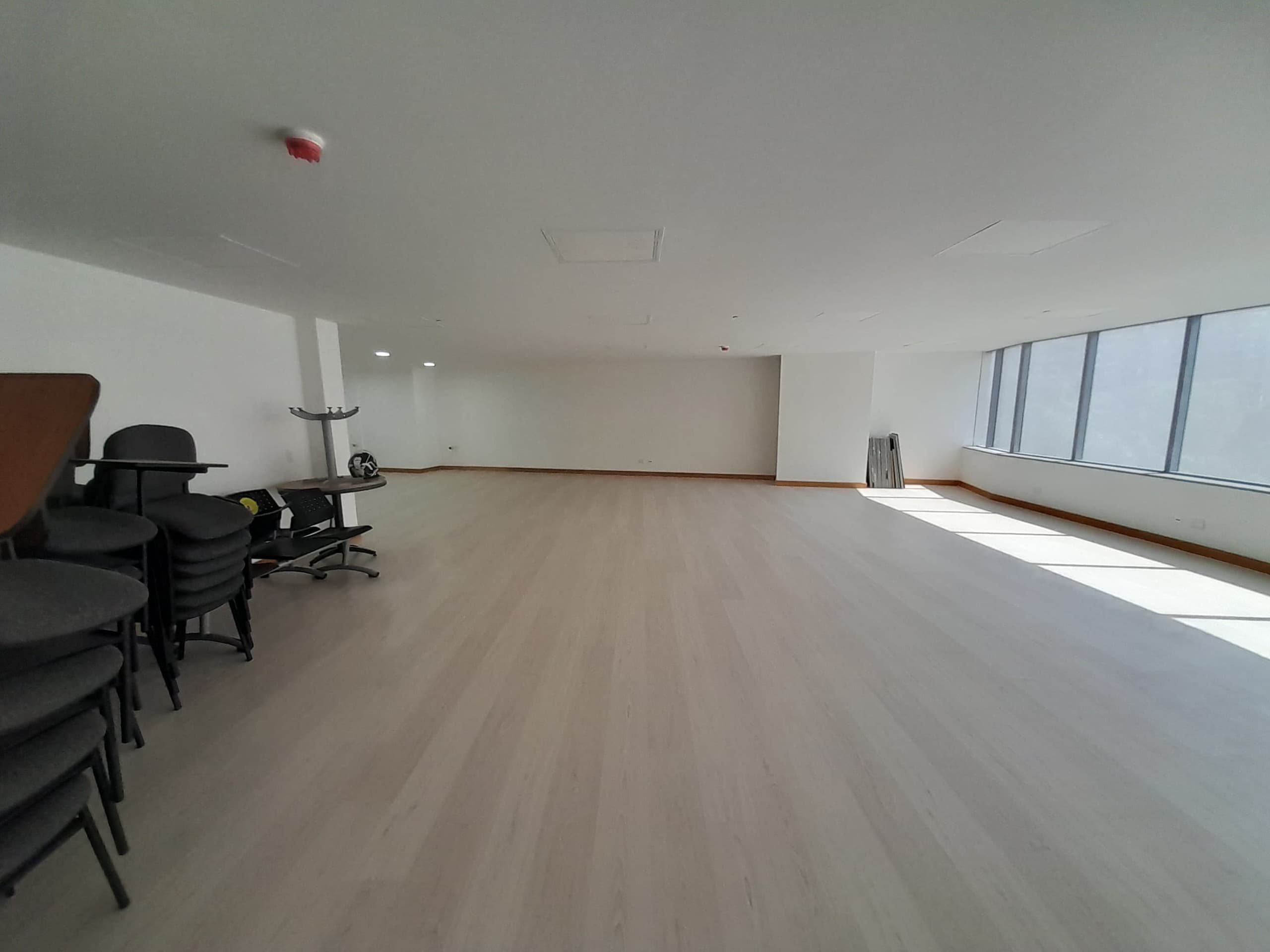 Oficina en arriendo en Las Palmas, Centro, Medellín — foto 4 de 6