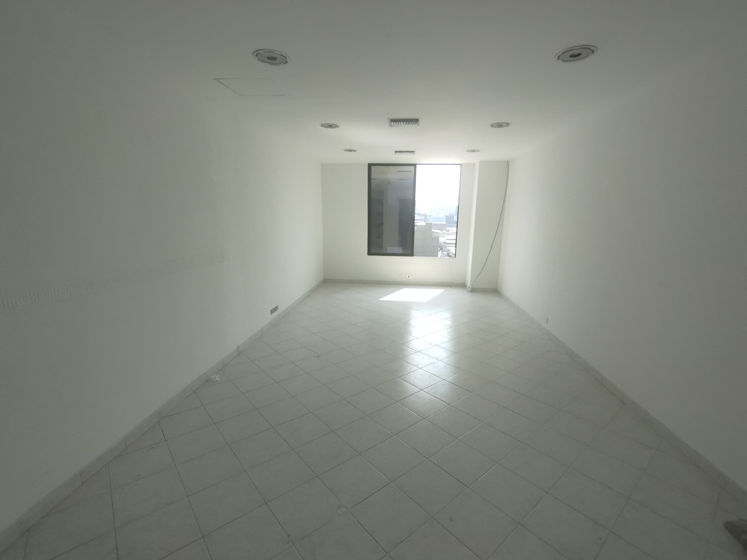 Oficina en arriendo en San Diego, El Poblado, Medellín — foto 4 de 8