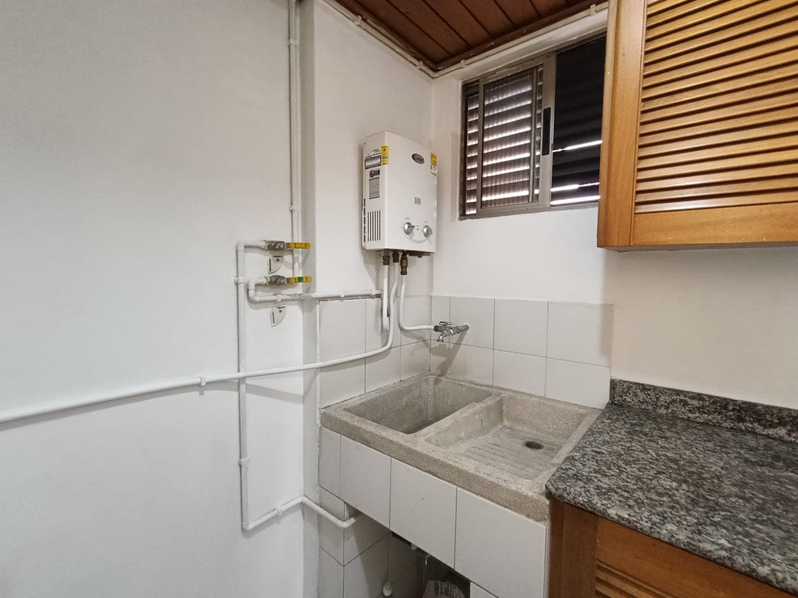 Apartamento en arriendo en Lalinde, El Poblado, Medellín — foto 4 de 17
