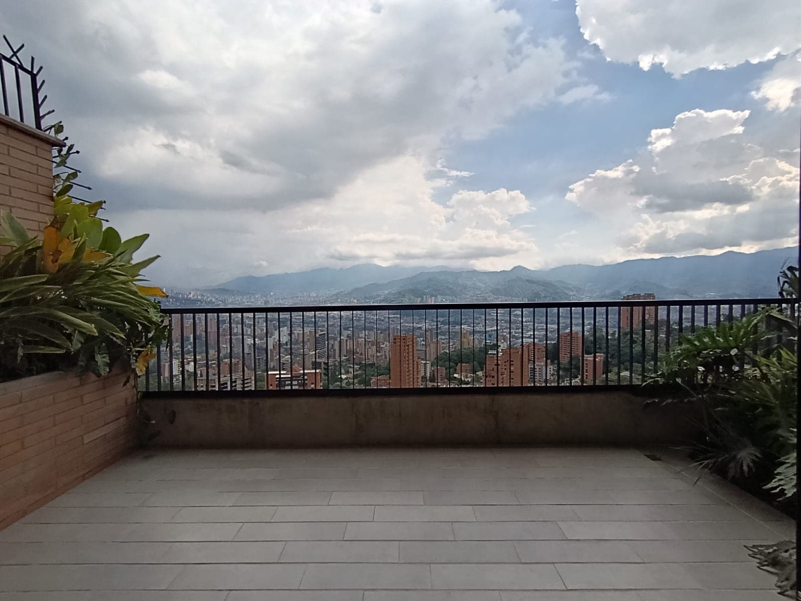 Apartamento en arriendo en Las Palmas, Centro, Medellín — foto 2 de 15