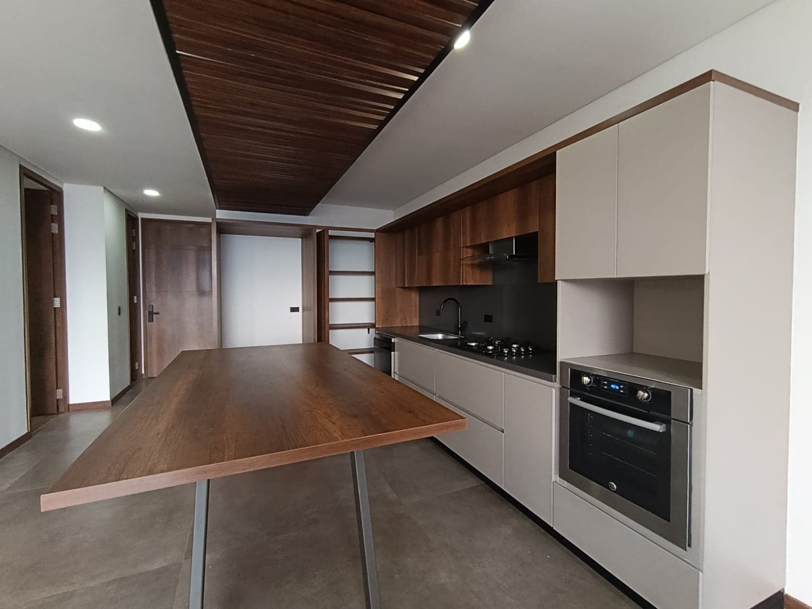 Apartamento en arriendo en Las Palmas, Centro, Medellín — foto 4 de 15
