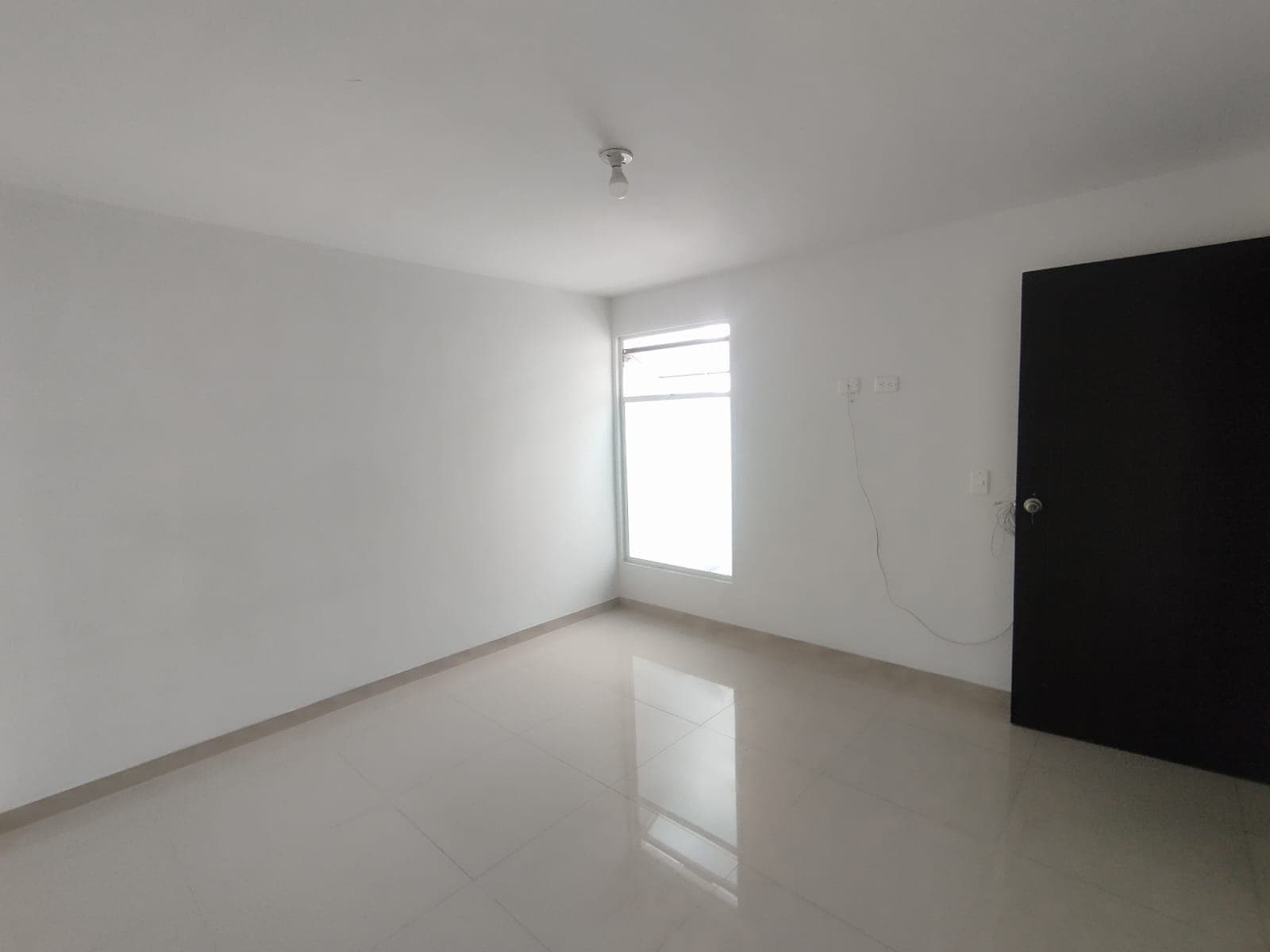 Apartamento en arriendo en La Castellana, Laureles, Medellín — foto 3 de 20