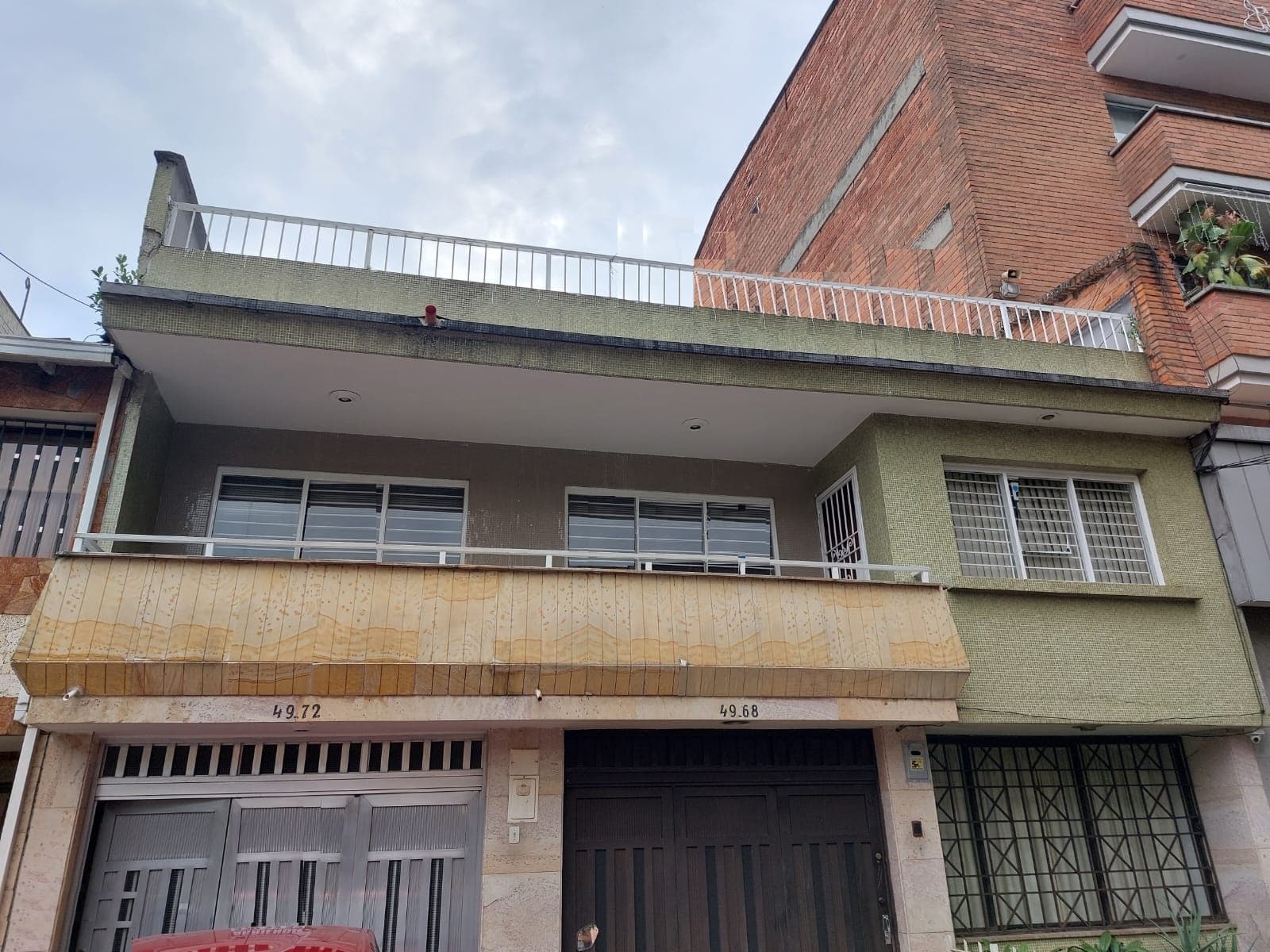 Casa Comercial en arriendo en Estadio, Laureles, Medellín — foto 1 de 20