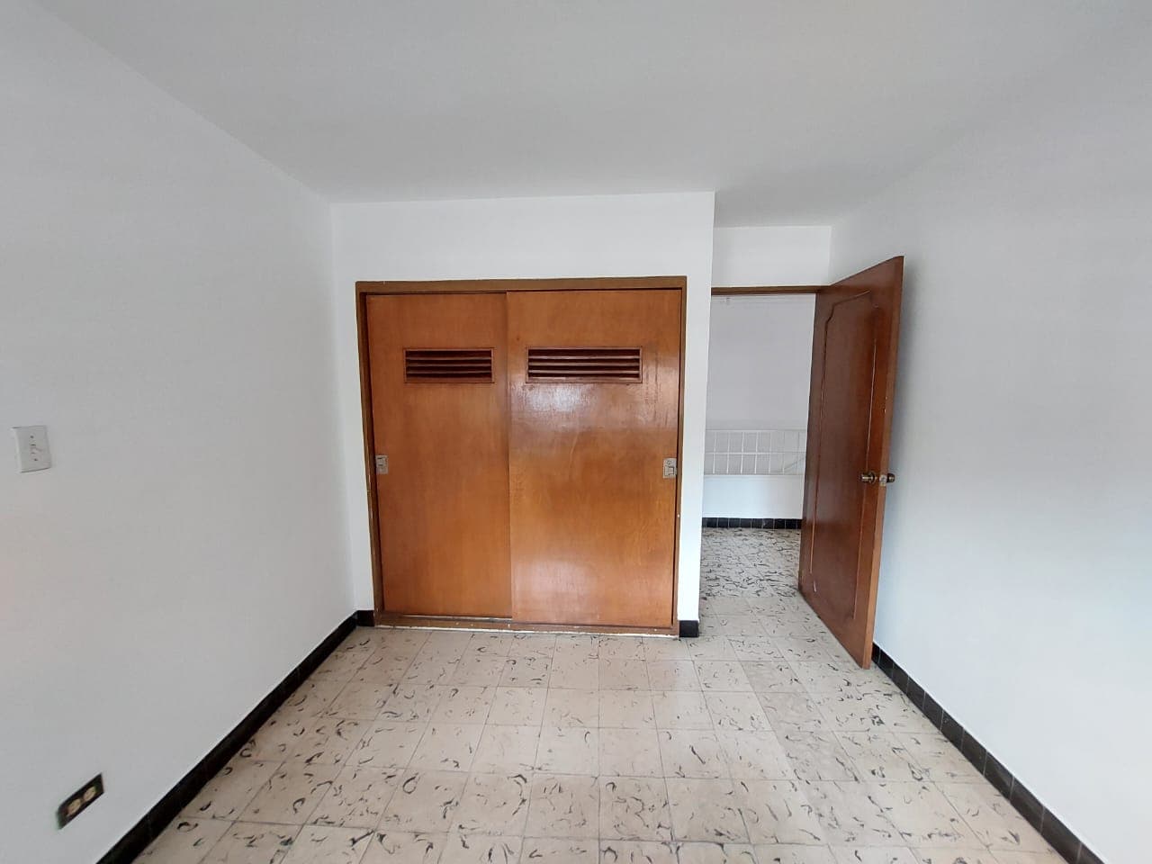 Casa Comercial en arriendo en Estadio, Laureles, Medellín — foto 3 de 20