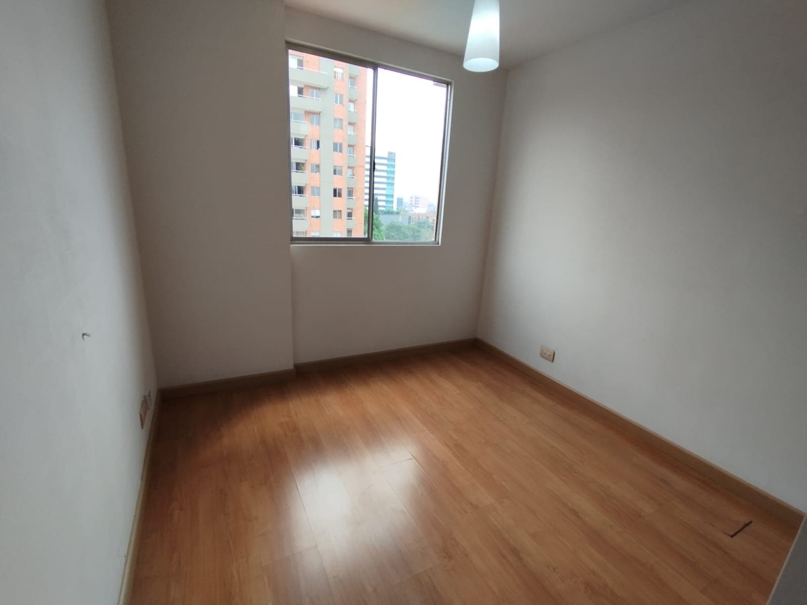 Apartamento en arriendo en Patio Bonito, El Poblado, Medellín — foto 4 de 20