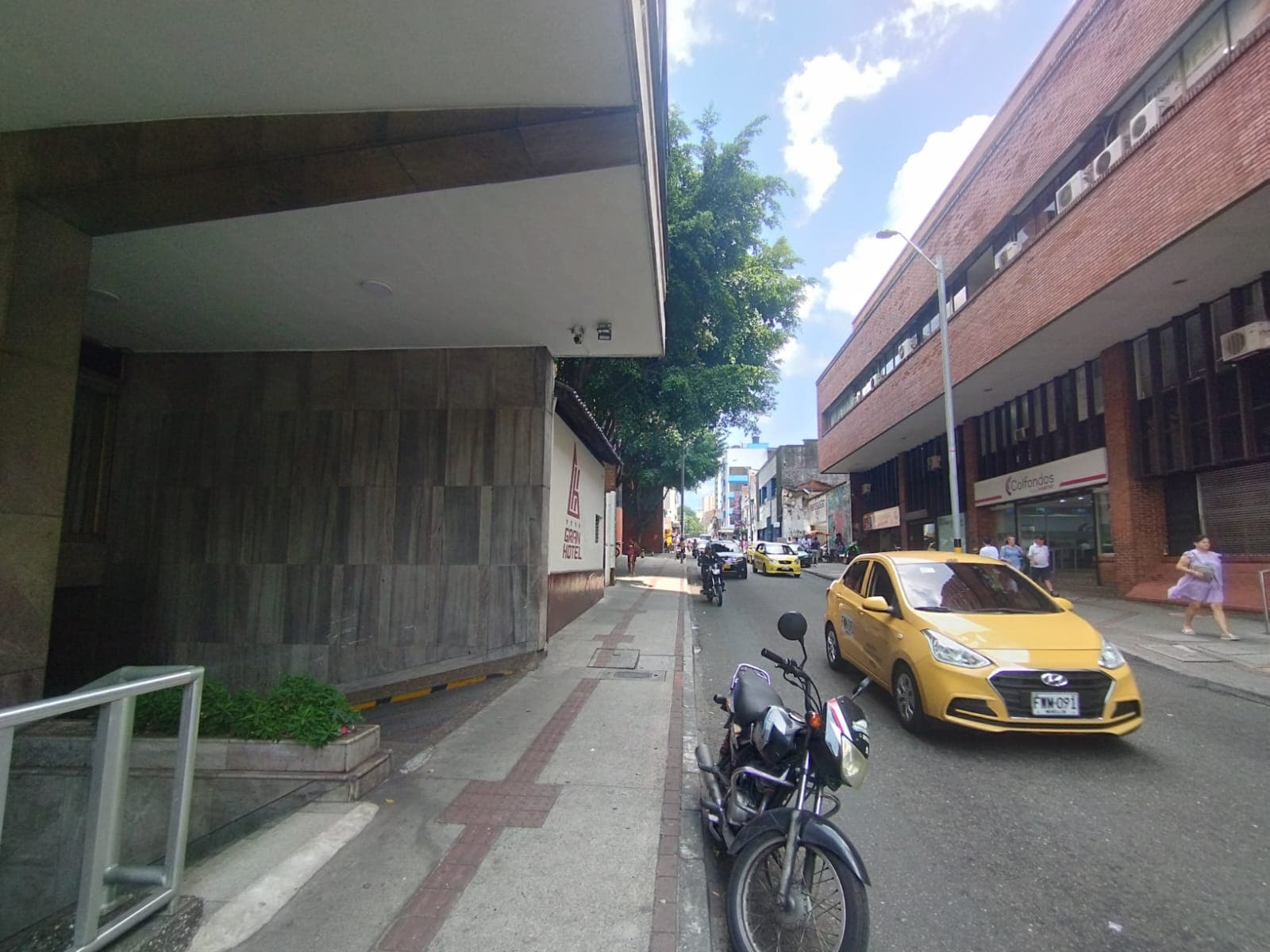 Local en arriendo en La Candelaria, Centro, Medellín — foto 2 de 12