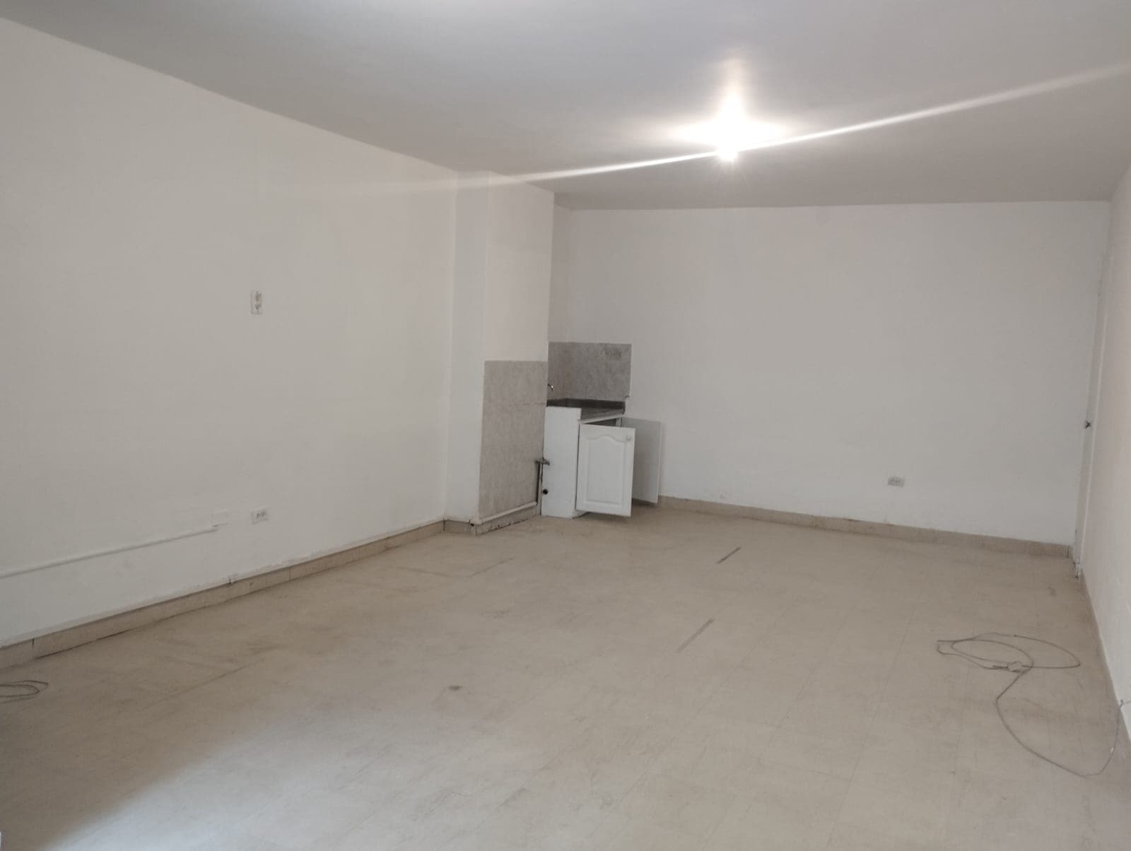 Local en arriendo en La Candelaria, Centro, Medellín — foto 2 de 16