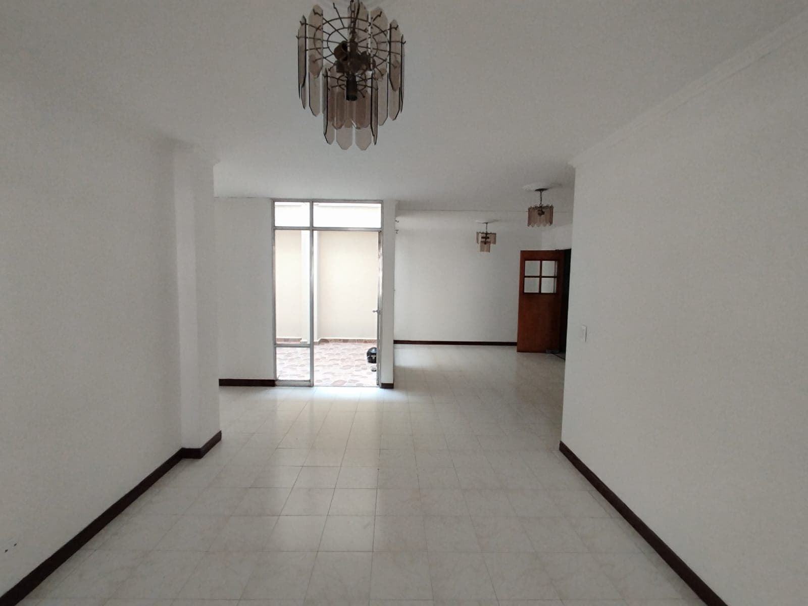 Apartamento en arriendo en Estadio, Laureles, Medellín — foto 1 de 20