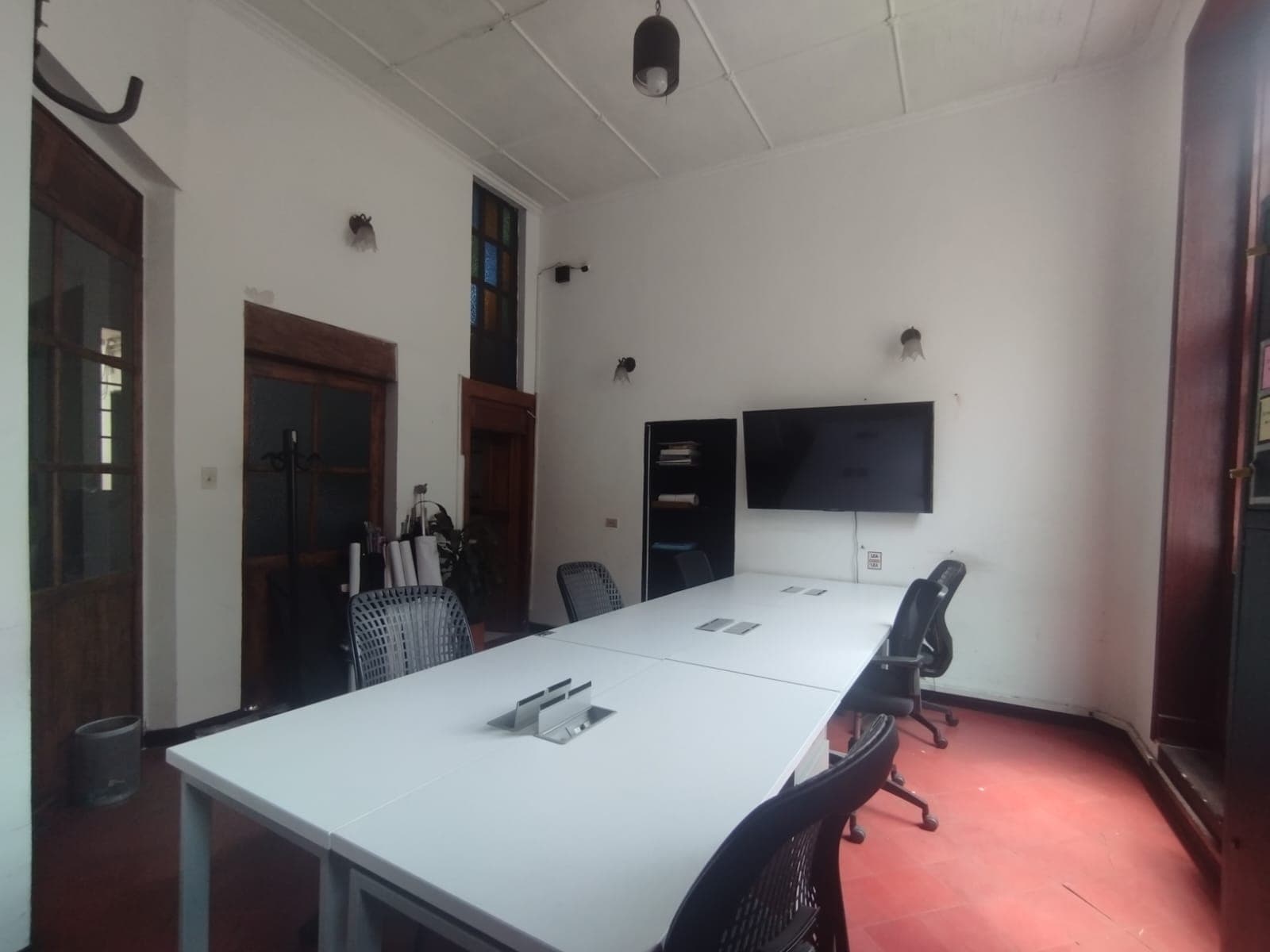 Casa Comercial en arriendo en Villa Nueva, Centro, Medellín — foto 3 de 16
