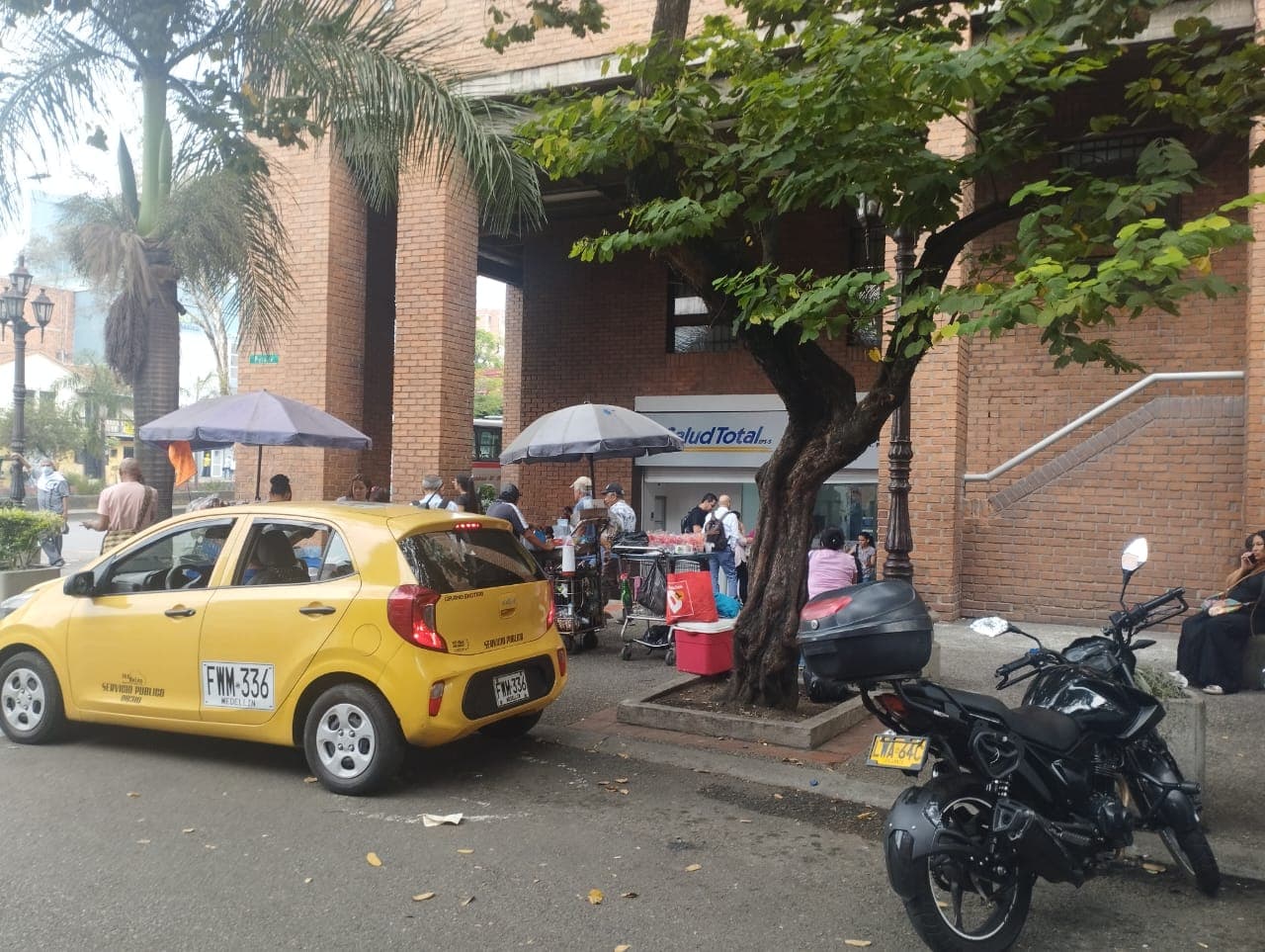 Local en arriendo en Villa Nueva, Centro, Medellín — foto 2 de 7
