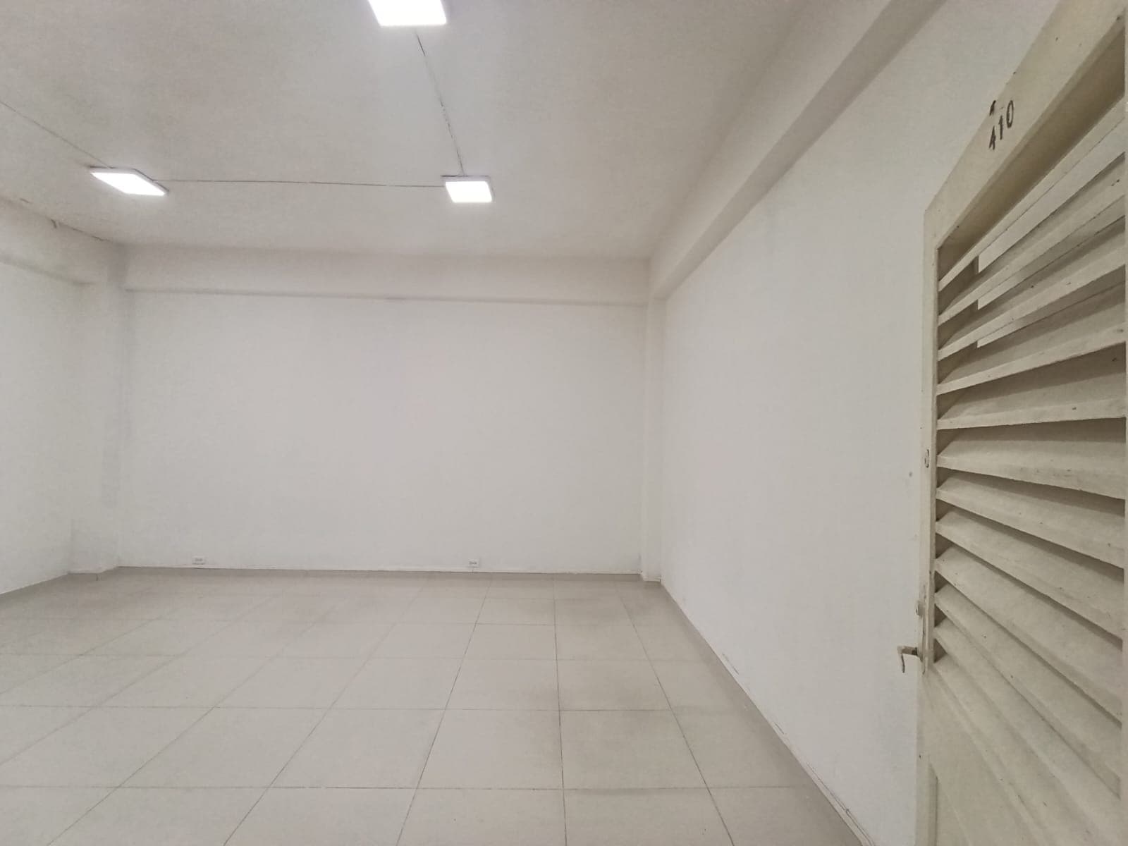 Oficina en arriendo en La Candelaria, Centro, Medellín — foto 2 de 17