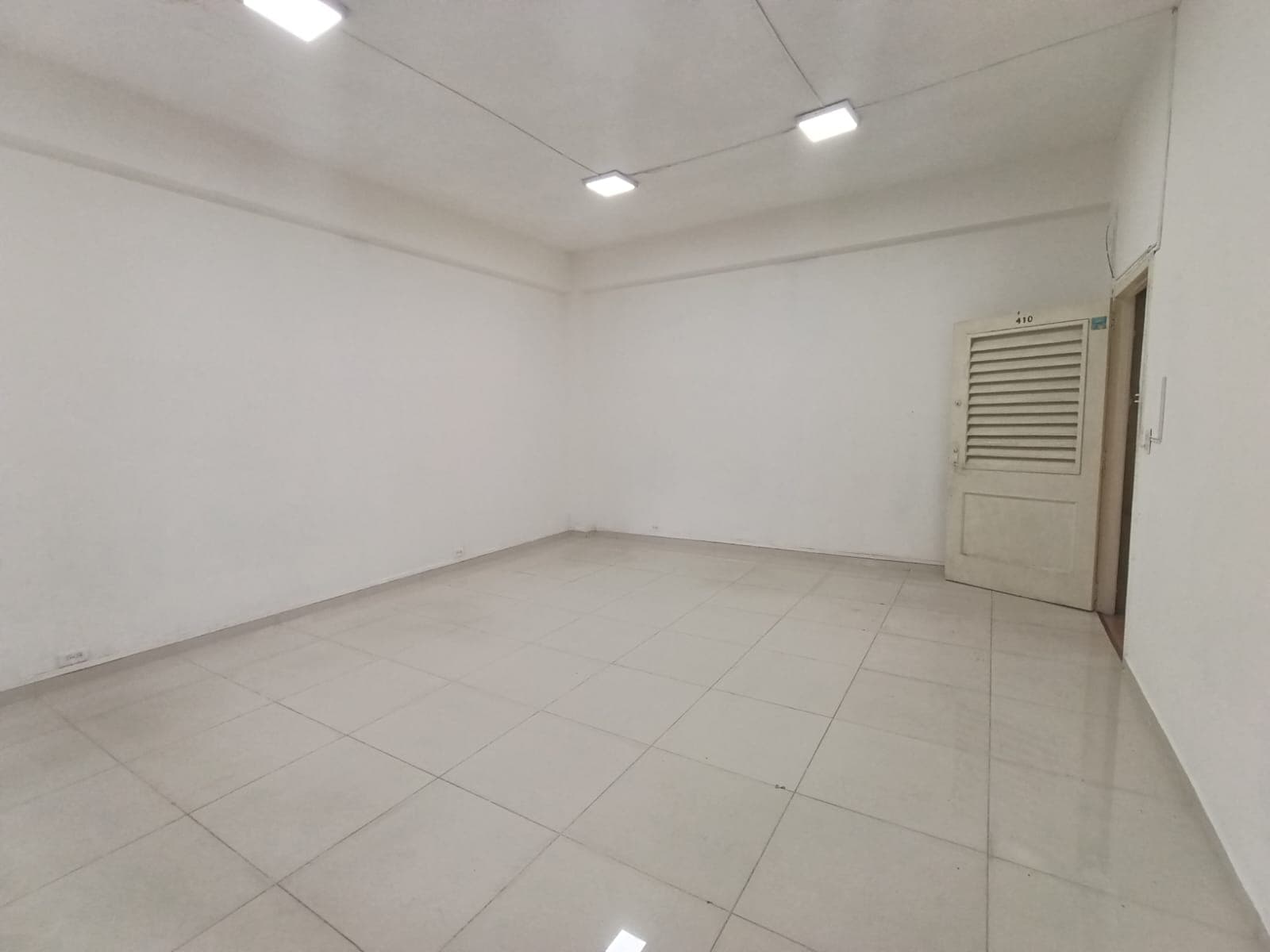 Oficina en arriendo en La Candelaria, Centro, Medellín — foto 5 de 17