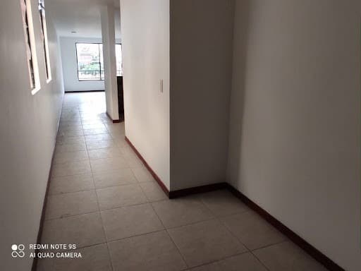 Apartamento en arriendo en El Portal, Envigado — foto 1 de 13